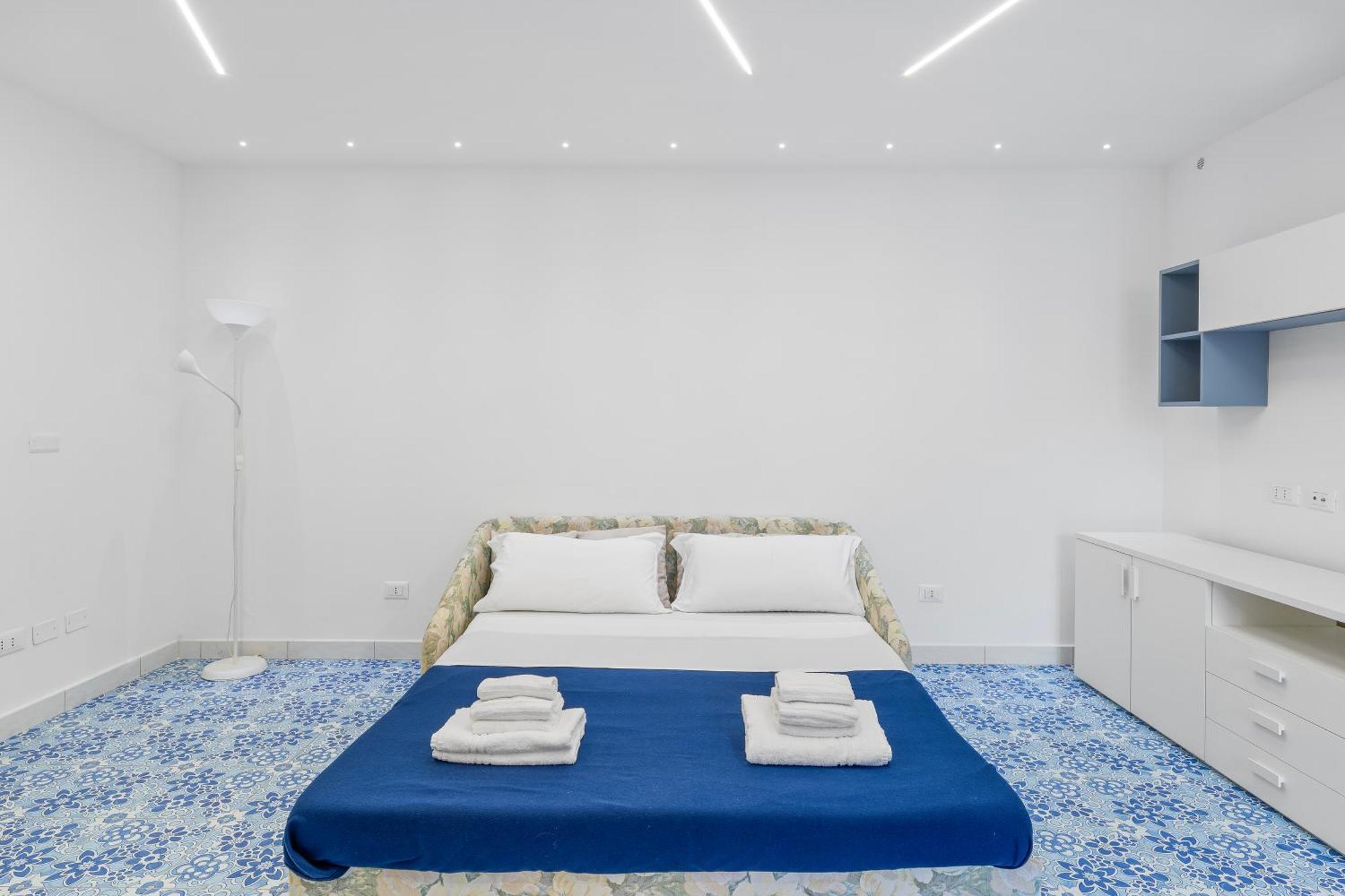 Luxe Minimal Duplex, Amalfi Coast - Airhome Vico Equense Exterior photo