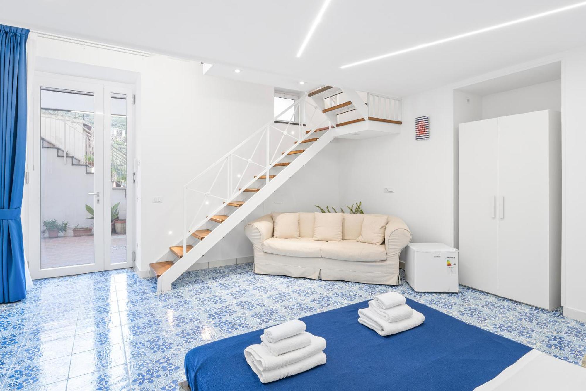 Luxe Minimal Duplex, Amalfi Coast - Airhome Vico Equense Exterior photo