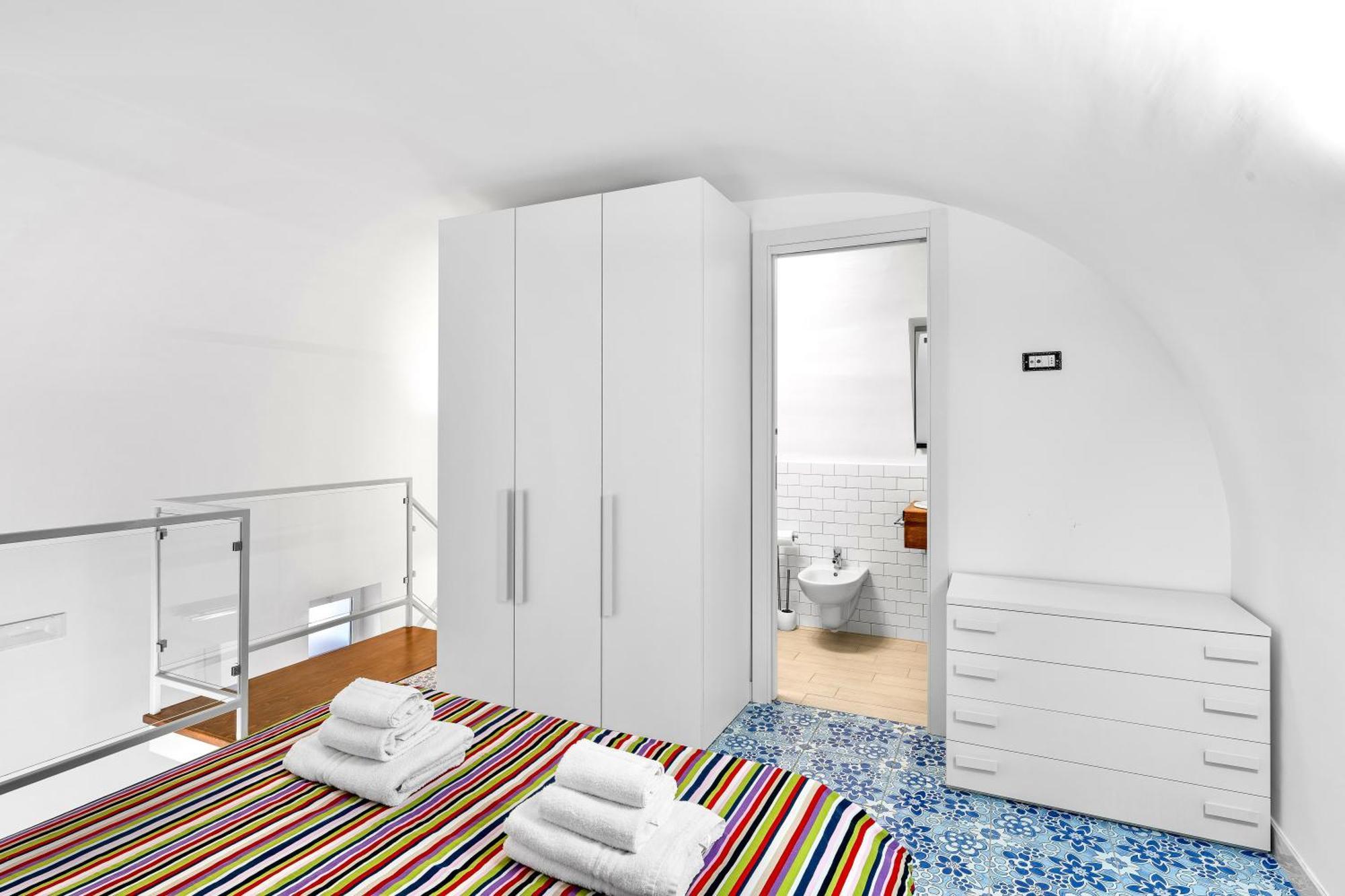Luxe Minimal Duplex, Amalfi Coast - Airhome Vico Equense Exterior photo
